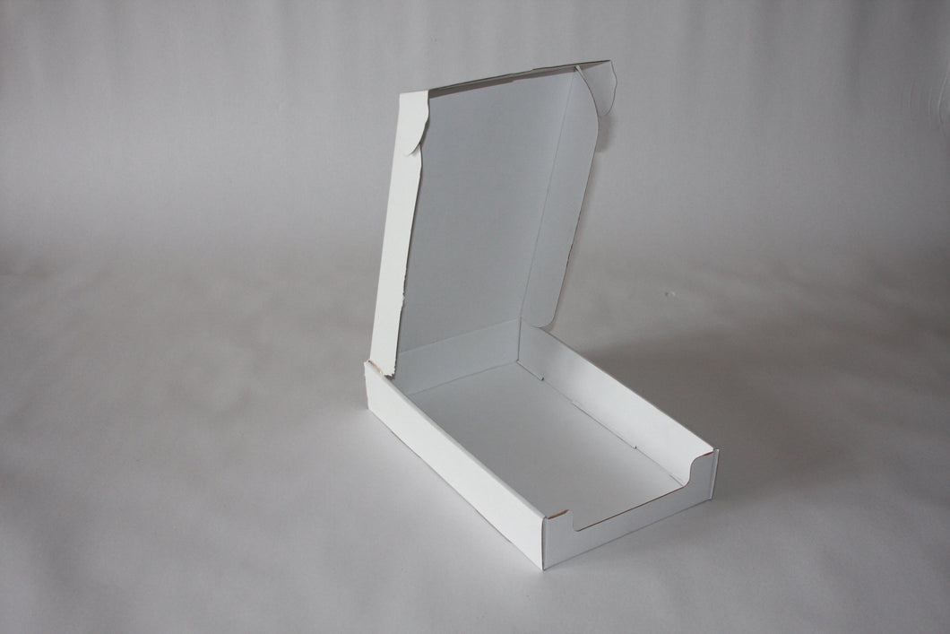 Box with folding lid (295x180x50)