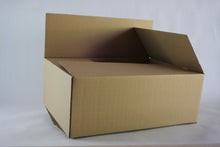 Load image into Gallery viewer, Corrugated cardboard box (various sizes)
